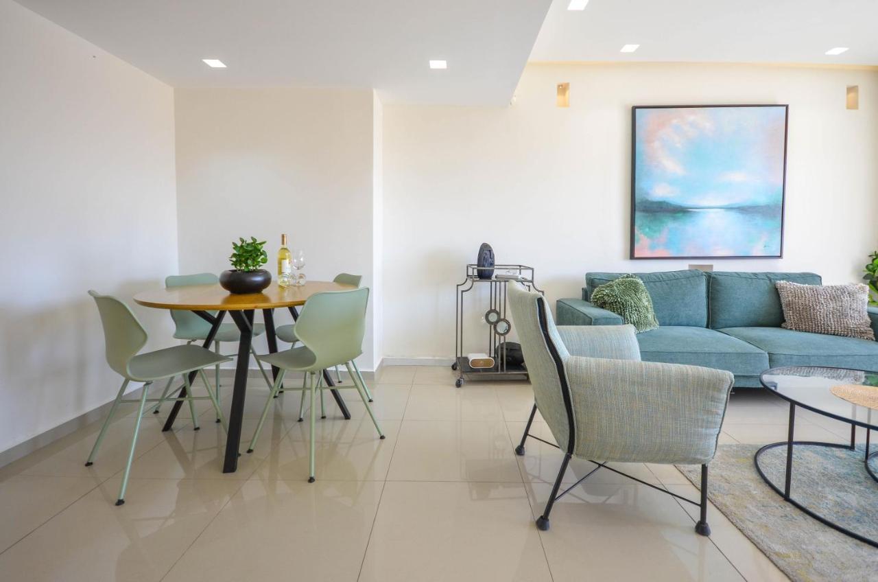 エイラートYalarent Eucalyptus 2Br & Balcony Aptアパートメント エクステリア 写真