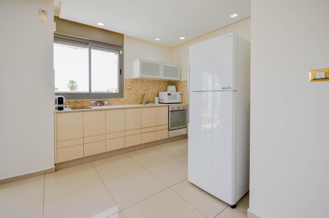 エイラートYalarent Eucalyptus 2Br & Balcony Aptアパートメント エクステリア 写真