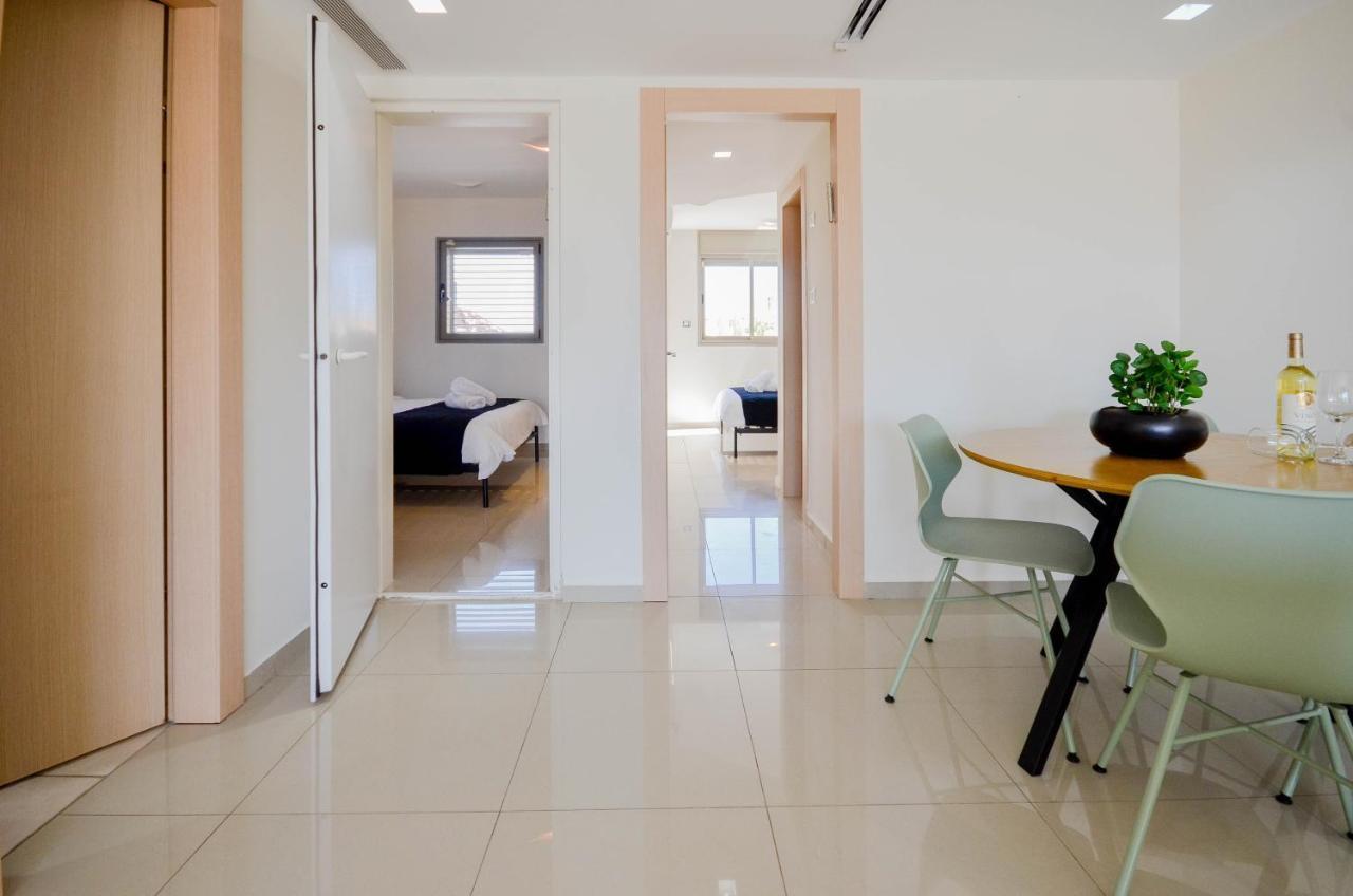 エイラートYalarent Eucalyptus 2Br & Balcony Aptアパートメント エクステリア 写真