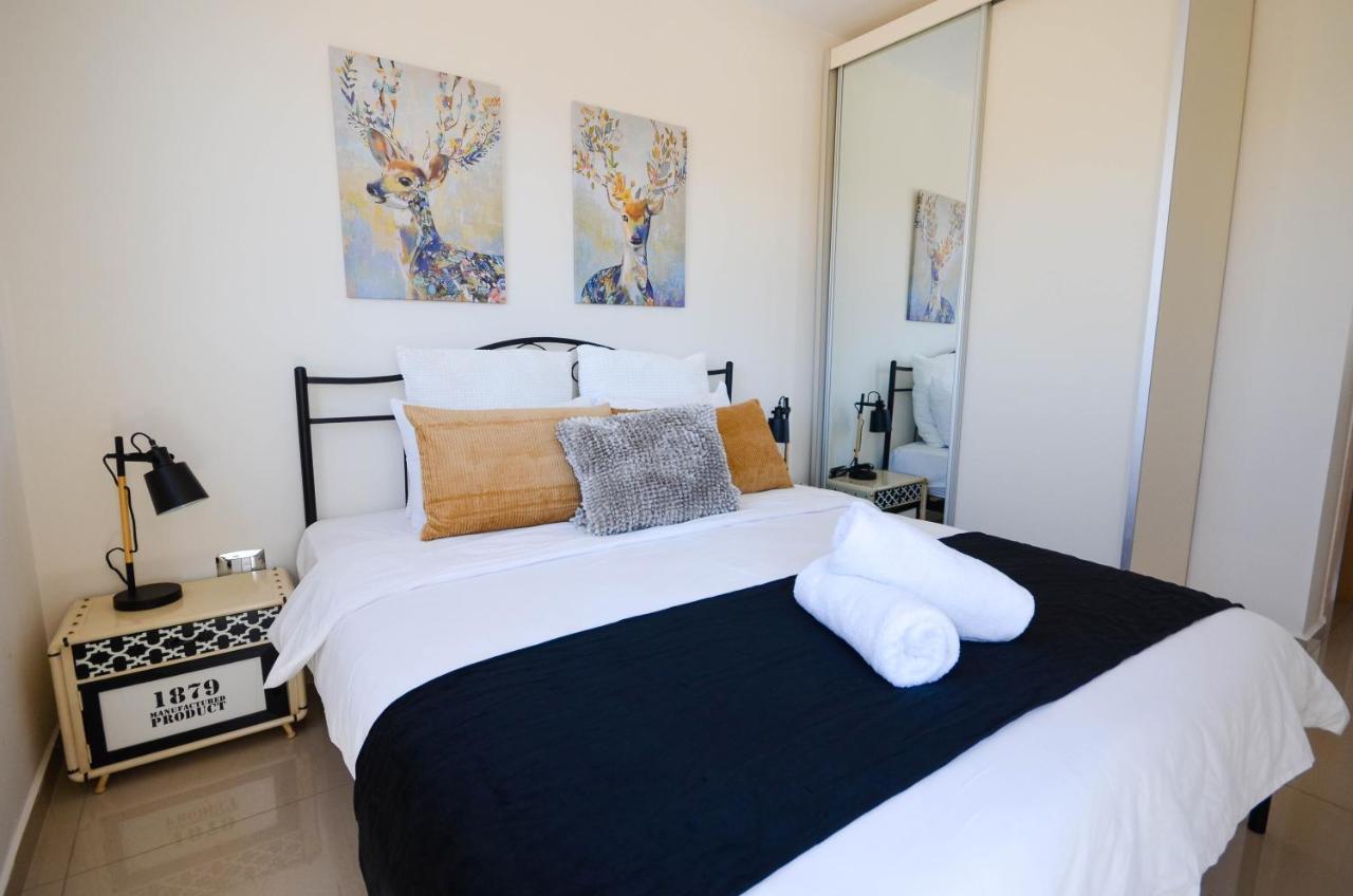 エイラートYalarent Eucalyptus 2Br & Balcony Aptアパートメント エクステリア 写真