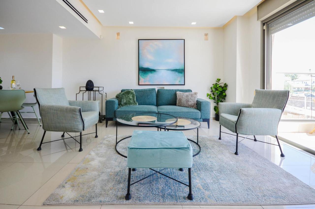 エイラートYalarent Eucalyptus 2Br & Balcony Aptアパートメント エクステリア 写真